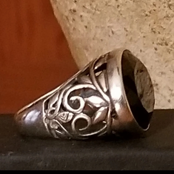 Silpada Sterling Silver & Chalcedony Ring - Picture 9 of 13